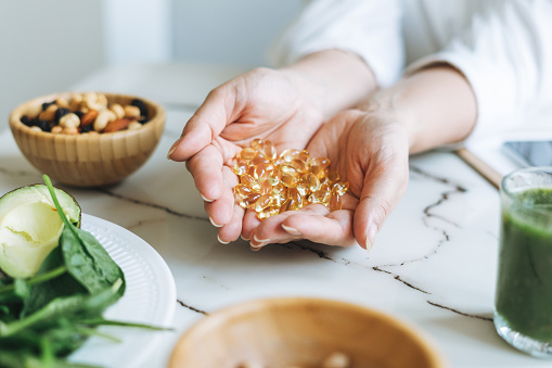 Uống Vitamin để giảm cân - Liệu có nên?