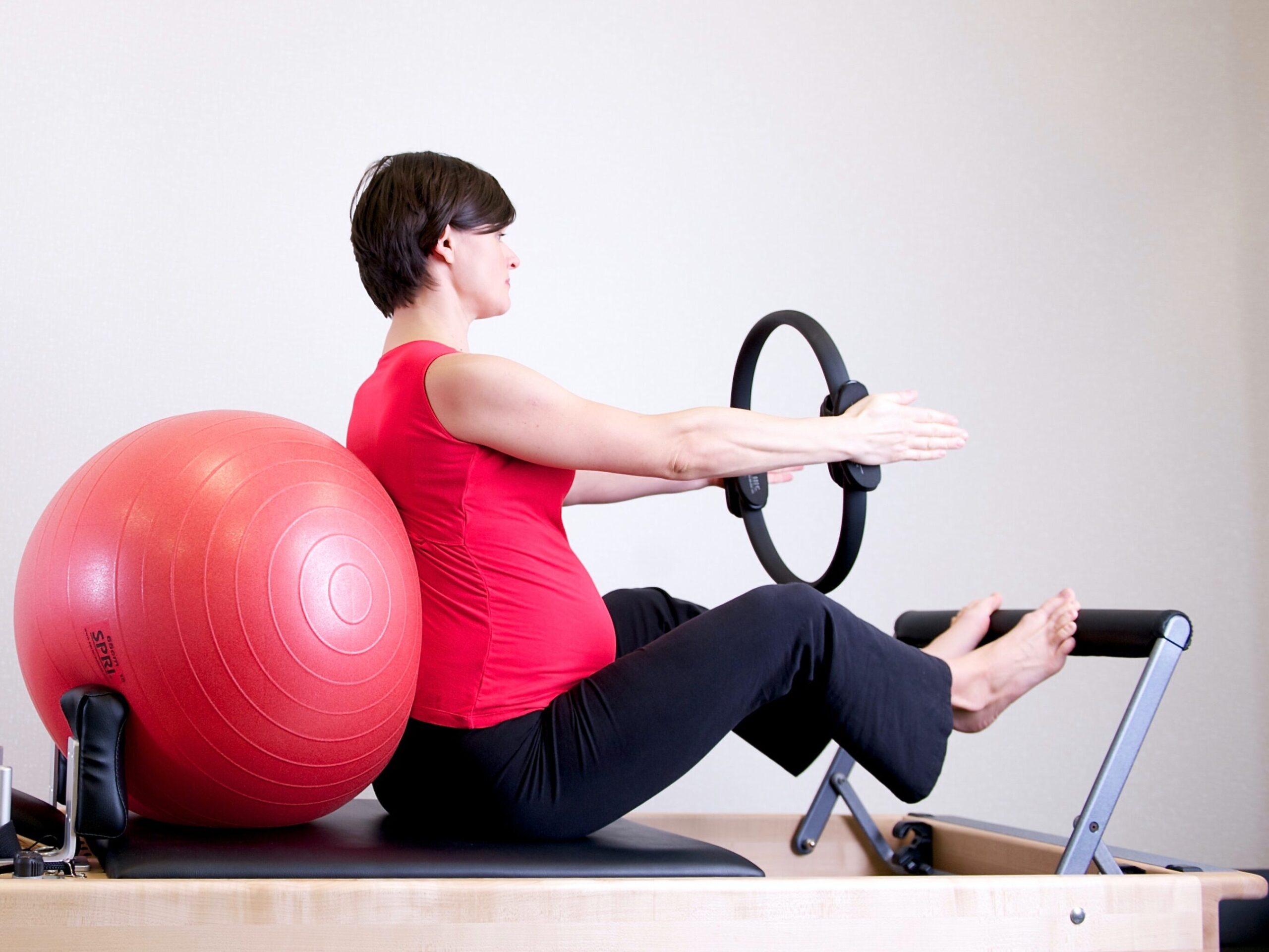 Giảm cân sau sinh: 10 điều bạn cần biết